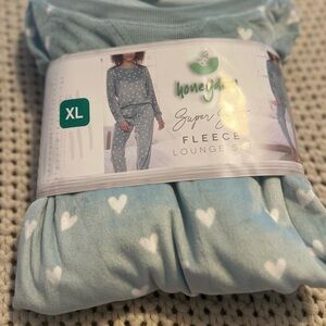 Honeydew NEW Teal and white Heart Fleece Lounge Set